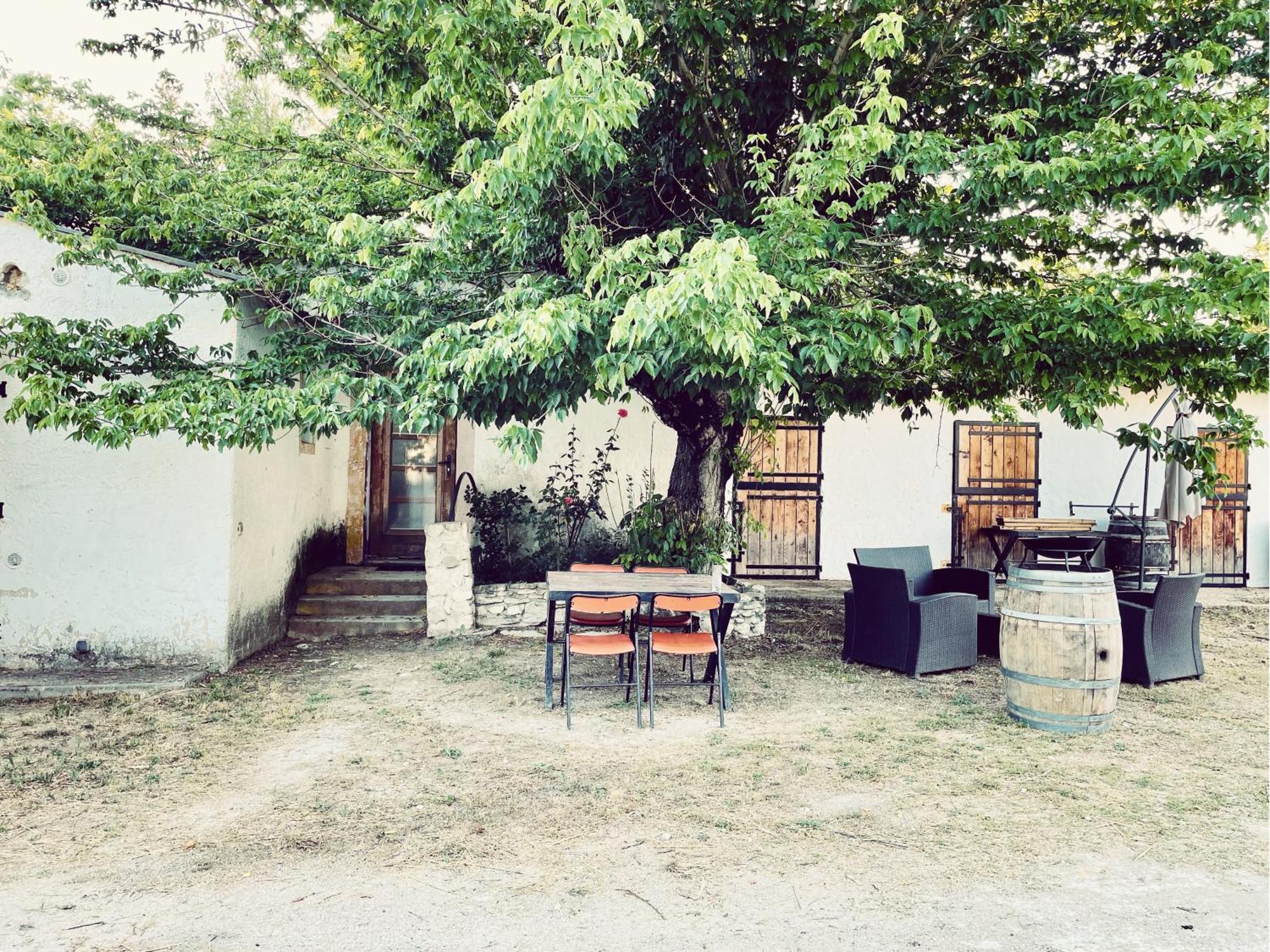 Maison Au Milieu Des Chevaux L'Isle-sur-la-Sorgue Luaran gambar